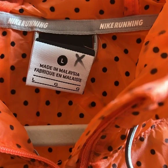 Exercise wear - Picture 2 of 4